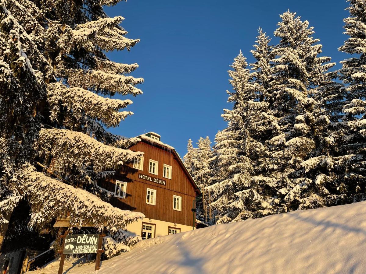 Hotel Devin Pec pod Snezkou Exterior photo